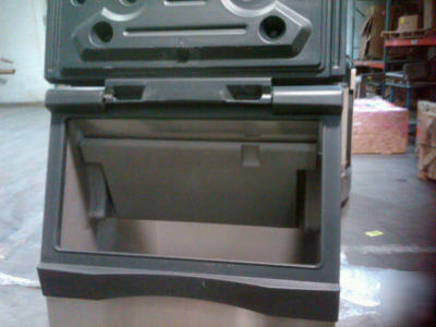 Scotsman ice bin B530S