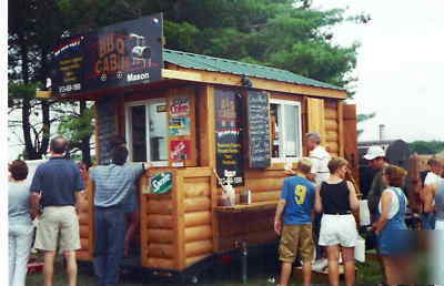 Bbq cabin restaurant on wheels