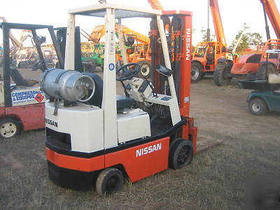 2002 nissan 3000# forklift cushion tires lp powered hd