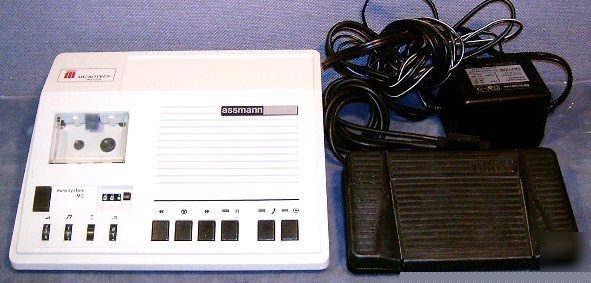 Assmann M200 minicassette player w/ foot pedal