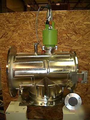 Horizontal high vacuum chamber - multi-purpose 