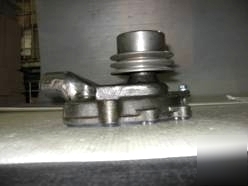 New - clark lift truck water pump p/n 865707