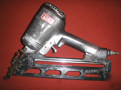 Senco SFN40 15GA finish nail gun w/case & nails