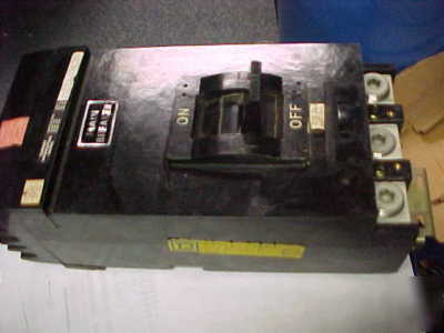Square d 400 amp breaker LA36400 b-23A