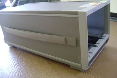 Tektronix TM5003 3 slot programmable power module