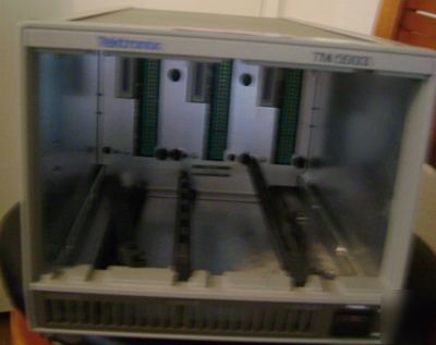 Tektronix TM5003 3 slot programmable power module