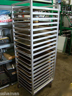 Commercial standrd strength full-size sheet pan 18