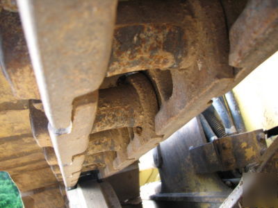 Caterpillar D5G cat bulldozer 6 way blade - we deliver 
