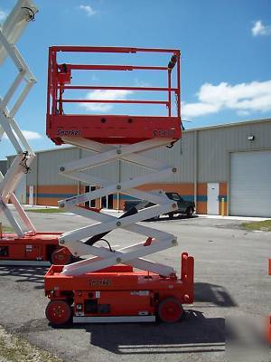 New snorkel S1930 scissor lift 25' working height,brand 