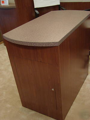 Show booth 10X10 w/ carpet & cases, attractive, easy