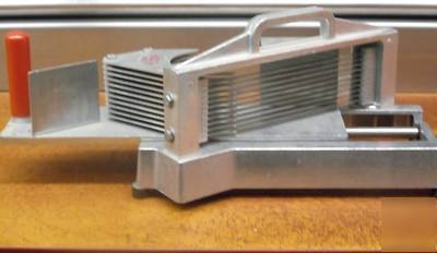 Tomato slicer T500 used 1/4 inch cut, 10 blades