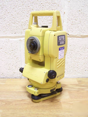 Topcon GTS226 total station - surveying equipment