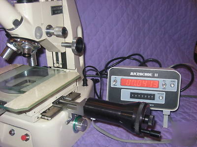Unitron universal measuring microscope model #16102
