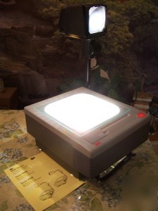 3M 9100 overhead projector +2 bulbs/userguid/2800 lumen