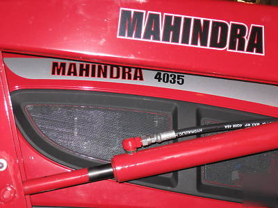 Mahindra 4035 4WD with front end loader