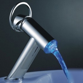 Single handle chrome centreset led bathroom sink faucet