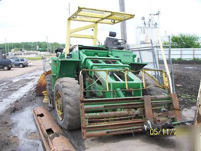 Anthony 4X4 6000LB military rough terrain forklift