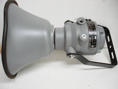 Electronic siren device explosion proof width 13 1/8 