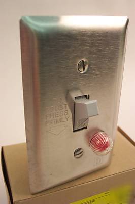 Square d manual motor starter 2510-FS1P w/ pilot light