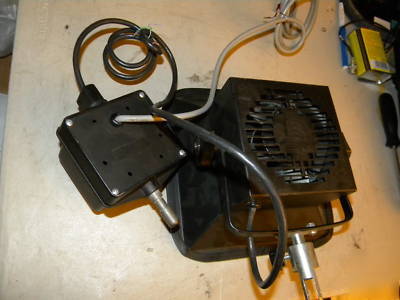 O.c. white esd safe absorber fan (no stand)