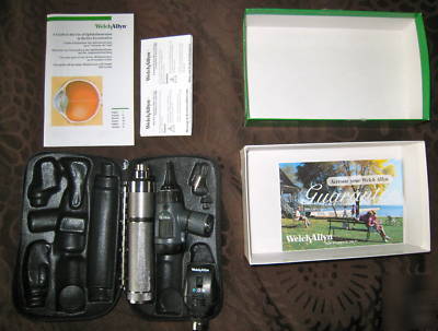 Welch allyn 97200-mc otoscope/ophthalmoscope kit/set
