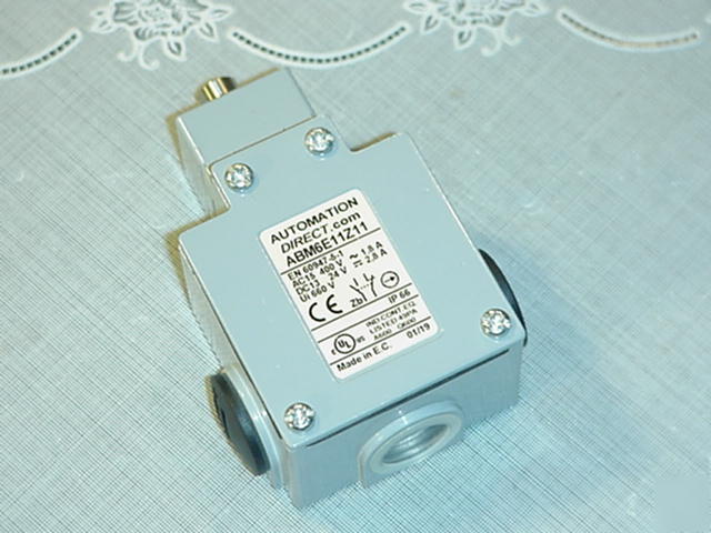 New ABM6E11Z11 limit switch plunger actuator 