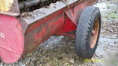 New holland barrel manure spreader