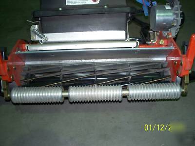 New jacobsen e walk greens mower