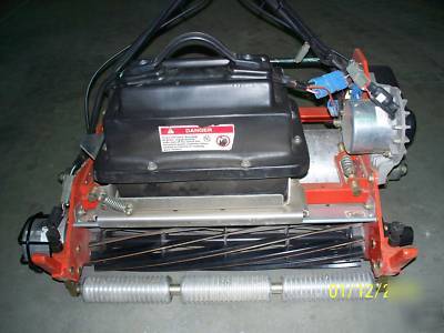 New jacobsen e walk greens mower