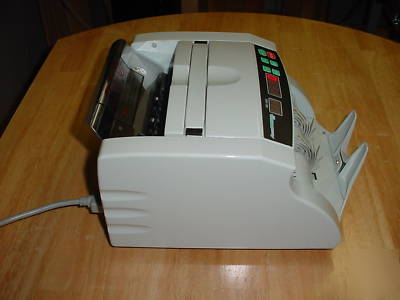 Accubanker ab-1000 digital bill counter works well