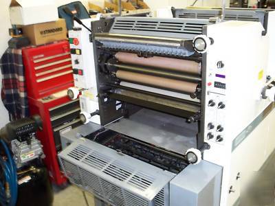 Hamada model c-248 true two color press w/crestlines