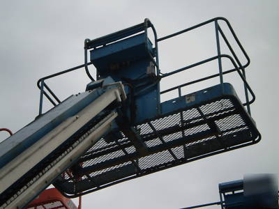 Genie s-60 boom 60-64FT stick 4WD 