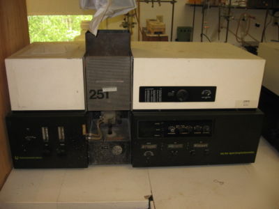 Instramentation lab aa/ae spectrophotometer model: 251