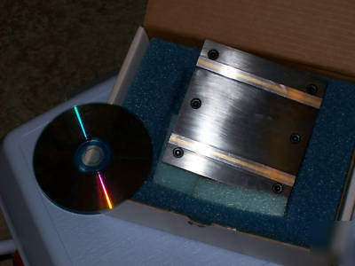 New port m-200 magnetic base with 300LB lift, opened