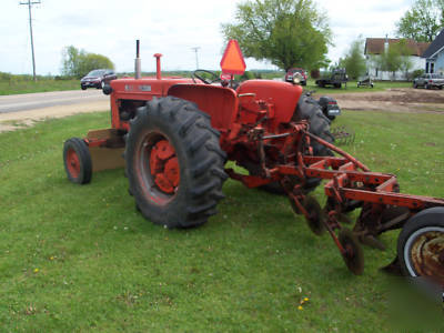 Allis chalmers D17 tractor and plow 