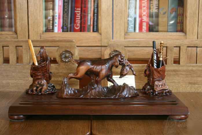 Gourmet gift writing set with a dog wood handicraft