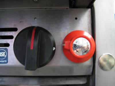 Magikitch'n charbroiler grill radiant 36