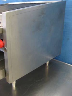 Magikitch'n charbroiler grill radiant 36