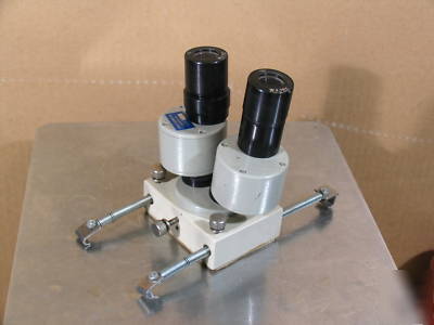 Very clear, wide 15X stereomicroscope head (vickers)