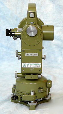 1979 wild heerbrugg T2 theodolite - with case