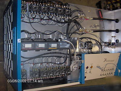Avtron resistive load bank m#K691 228AMPS @ 54VDC w/plc