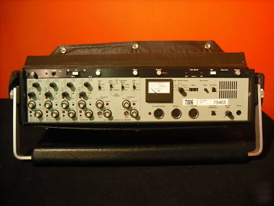 Bruel & kjaer 7006 portable tape recorder
