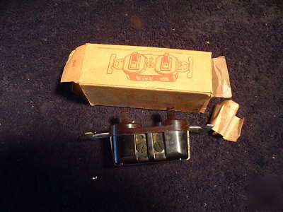 Vintage bakelite duplex toggle switch 2 single poles
