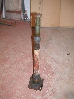 Farmall 350 300 tractor front steering bolster shaft