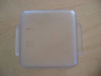 Carlisle 2QT 1.9L food storage container with lid nsf