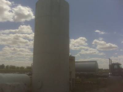 Fuel storage tank; excellent condition