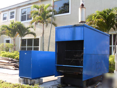 John deere 144KW diesel genset only 5 hrs, cust canopy