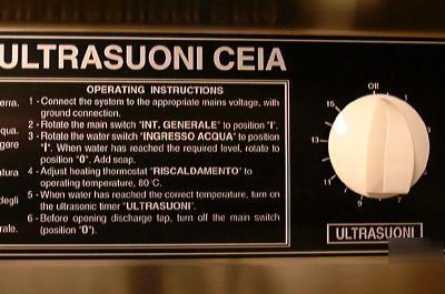 Ultrasonic cleaner medium capacity