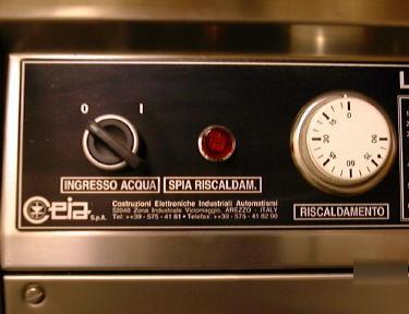 Ultrasonic cleaner medium capacity