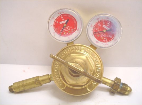 Victor CSR460A single stage hd regulator w gauges 